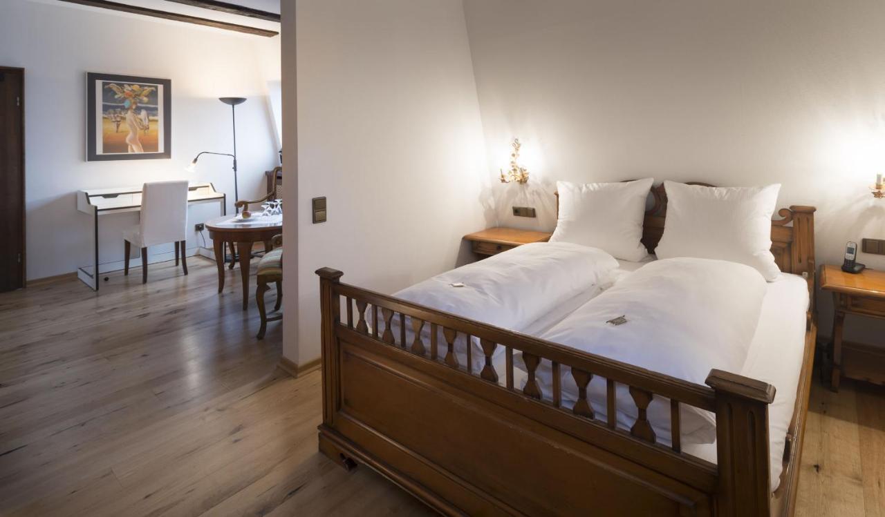 Hotel Ochsen Post Tiefenbronn Esterno foto